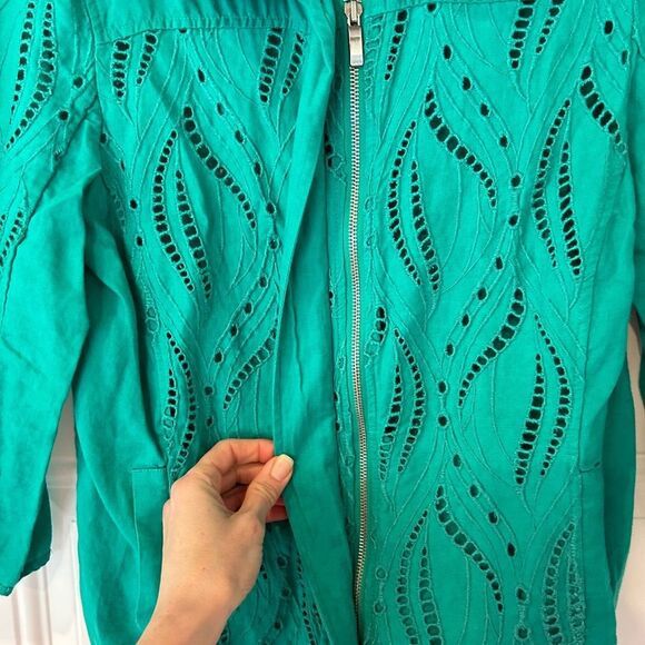 Chico’s green eyelet linen lightweight 3/4 sleeve zip up jacket - Picture 6 of 14